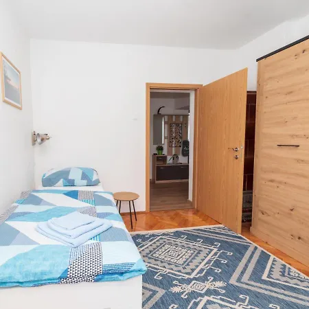 Lynx And Fox Self Check-in Free Parking * Delnice